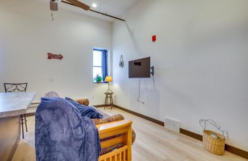 Cashton Apartment | Loft-Style Downtown Cashton Studio Dogs Welcome!