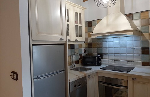 Rute Cottage | Loft type, pool, terrace, wifi, mountain views, sunsets.