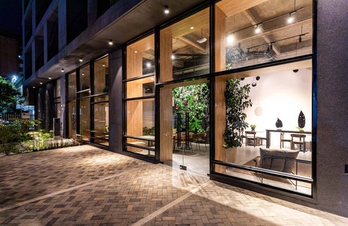 Zona Rosa Apartment | Loft with Balcony, Coworking Spaces & Gym in Zona Rosa Nogal