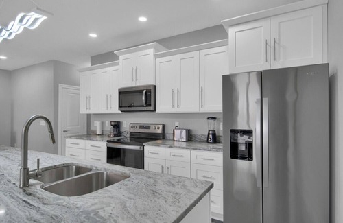 Port Huron Apartment | Lofty Riverview Retreat - Great views & downtown!