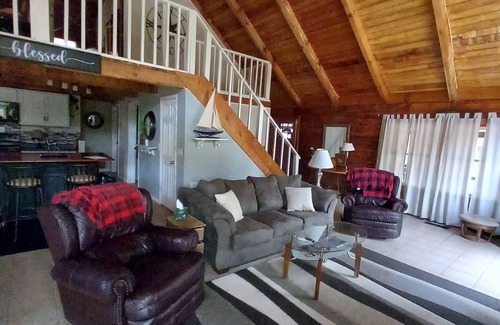 Arcade Cabin | Log cabin🥂 Get A Way