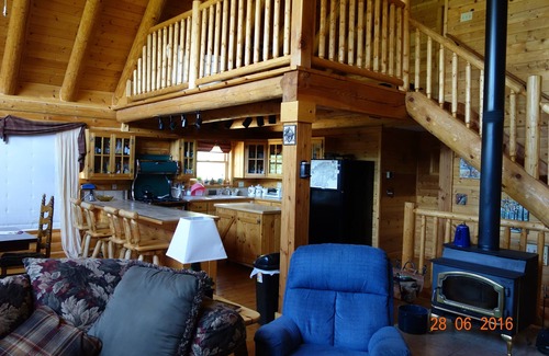 Collbran Cabin | Log cabin in Aspens at Vega State Park