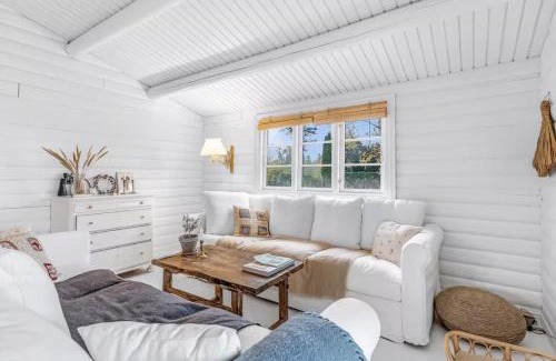 Gedesby House | Log Cabin Near A Beautiful Beach