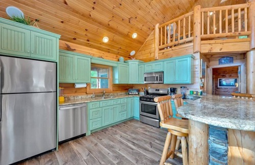 Lupton Resort | Log Cabin on Private 8 acre ISLAND!