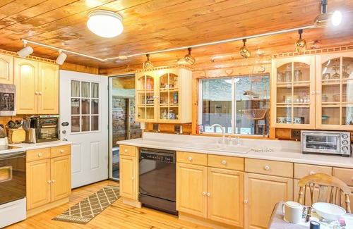 Forestport Cabin | Log Cabin w/Game Room & Fire Pit in Forestport!