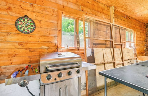 Forestport Cabin | Log Cabin w/Game Room & Fire Pit in Forestport!