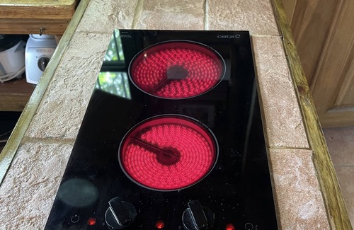 Desamparaditos Cabin | Log cabin. Wooden soul dressed in jungle pet friendly