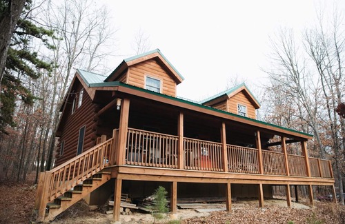 Jim Thorpe House | Log Home in a Peaceful Wood in Jim Thorpe