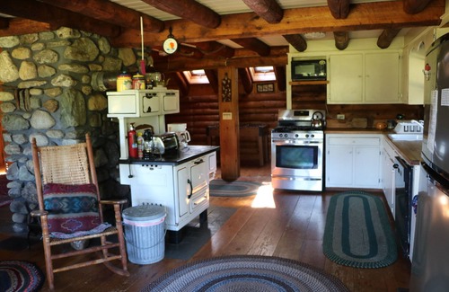 Green Mountains Other | Log Home Mountain Hideaway with Mountain biking and Dog sledding Trails