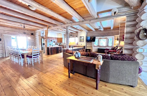 Breckenridge Cabin | Log Home WOW Mtn. Views Log Stove 10 min. to Breck