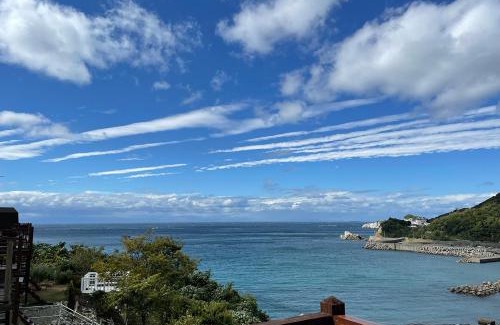 Yura House | Log House Namioto -ログハウス波音-