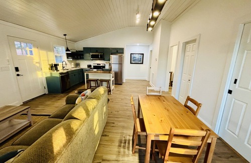 Stemley Cabin | Logan Martin Lakefront Retreat