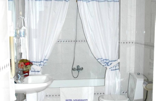 Andujar Hotel | Logasasanti