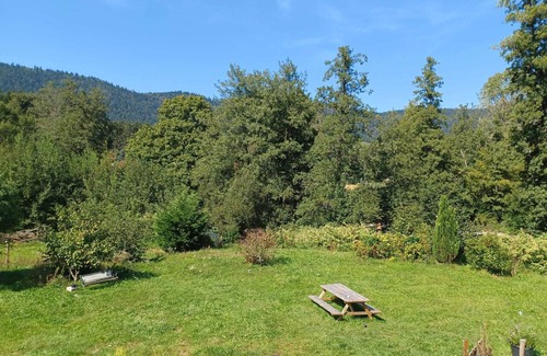 Moussey Cottage | Logement Cadre Apaisant à Moussey Dans un Écrin de Verdure