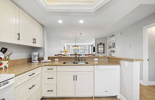 Sanibel Condo | Loggerhead Cay 232- 2 Bedroom Condo with Partial Angled Gulf View