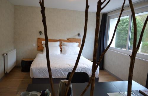 Inguiniel Hotel | Logis Auberge de Pont Calleck