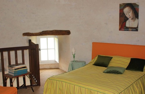 Paizay-Naudouin-Embourie House | Logis in the chateau enclosure
