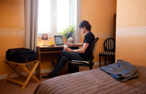 La Courtine Hotel | logis hôtel Le petit breuil