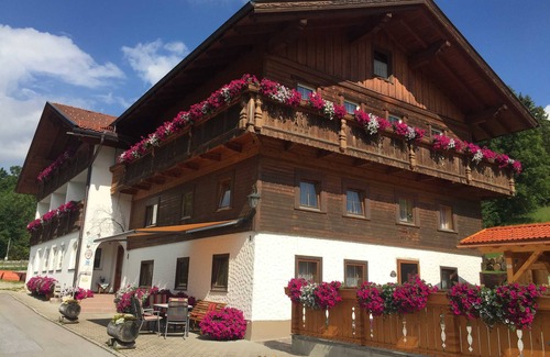 Tannheim Apartment | Lohmoos - guest house Reichle
