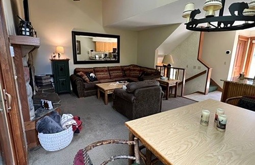 Lutsen House | Lola’s Lodge Ski-In/Ski-Out 3 bedroom Lodge near hiking/golf