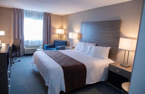 Lomira Hotel | Lomira Inn and Suites