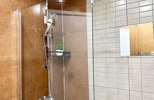 Stratford House | London 2 Bedroom Modern Cosy Stratford East Central Metro Sleeps 5 Elizabeth