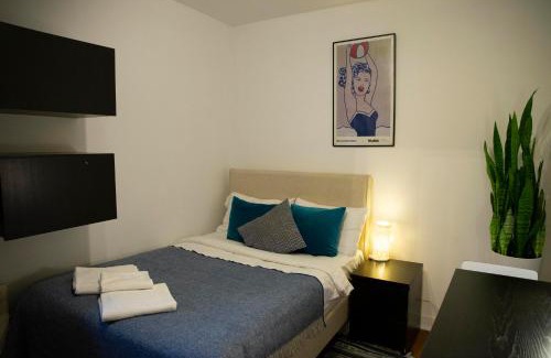 Cathedrals Apartment | London Centre Retreat
