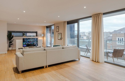 Kings Cross St. Pancras Apartment | London King's Cross | Penthouse XL