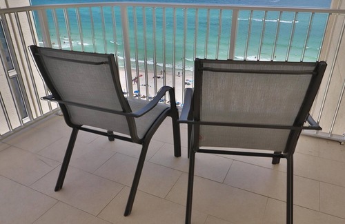 Long Beach Condo | Long Beach 3 BR Tower 2 12th Floor, 3 BR on Gulf! 2 Sets of Free Beach Chairs