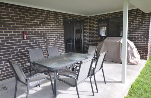 Waterhouse House | Long Beach holiday house