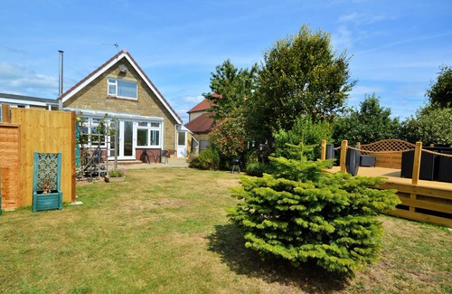 Bembridge Cottage | Long Ledge - a house that sleeps 6 guests in 3 bedrooms
