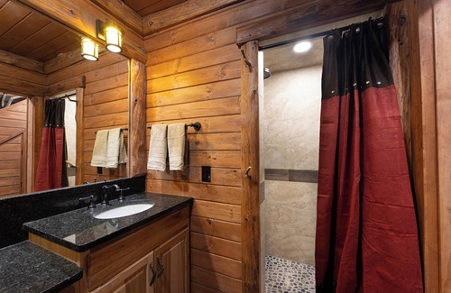 White Lake Resort | Longhorn Suite at Driftwood Ranch - a Horse and Cattle Ranch - White Lake, NY