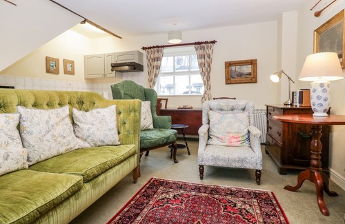Grange-over-Sands Cottage | LONGLANDS THE COACH HOUSE, pet friendly, with a garden in Cartmel