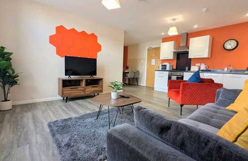 Salford Apartment | LongStayDiscount|FreePrivateParking|SmartTV&WiFi