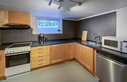 Lillehammer House | Look forward to a fantastic family vacation close to nature in this cozy vacation home.