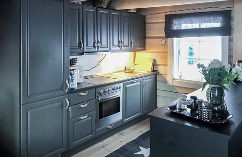 Vinje Apartment | Look forward to a relaxing vacation close to nature in this cozy vacation apartment.