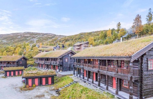 Vinje Apartment | Look forward to a relaxing vacation close to nature in this cozy vacation apartment.