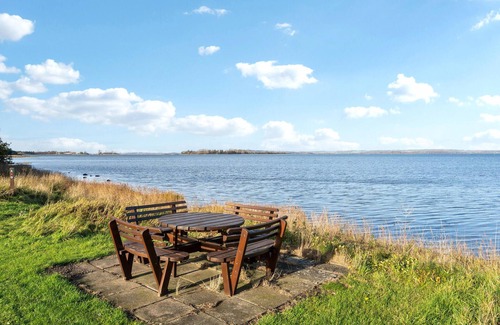 Boeslum House | Look forward to a wonderful holiday in this holiday home in a fantastic location by the sea!