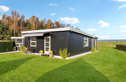 Boeslum House | Look forward to a wonderful holiday in this holiday home in a fantastic location by the sea!