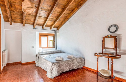 Frailes House | Look forward to a wonderful vacation in this spacious vacation home with private pool.