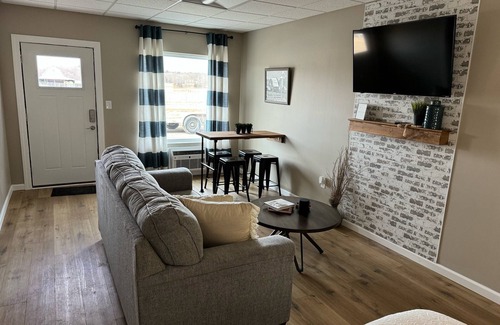 Hermann Apartment | Looking for Quaint Getaway . We have just the location for you!