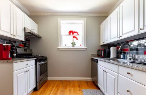 University City Villa | Loop Luxe in University City