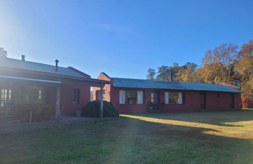 Lobos House | Los Ranchos