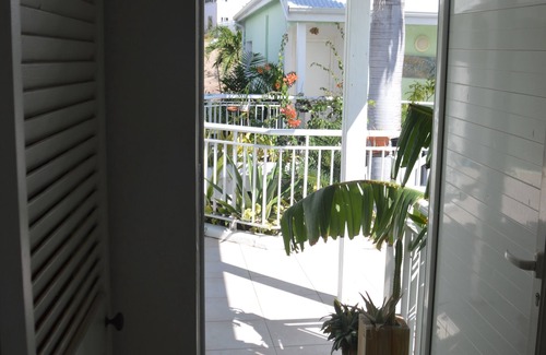 Orient Bay Apartment | Lost in Paradise