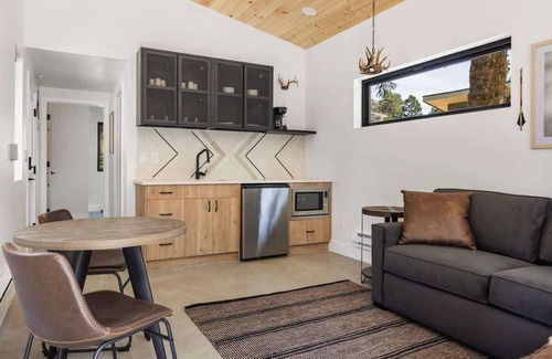 Grant Cabin | LostFork Basecamp, 9 Cabins, Retreats