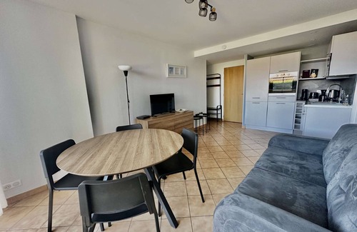 Courseulles-sur-Mer Apartment | Loubapa, first floor with terrace