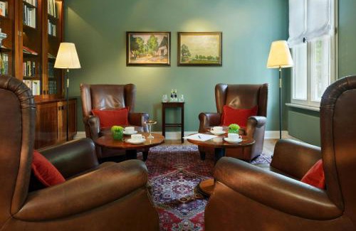 Nienstedten Hotel | Louis C Jacob, Hamburg, Autograph Collection