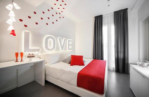 Marano Hotel | Love Boat Hotel - The Original