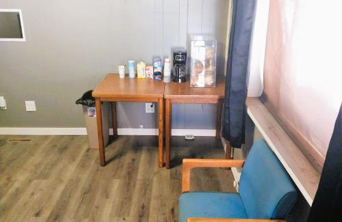 Shoshoni Hotel | Love Hotels Desert Inn & RV by OYO at Boysen Wind River WY