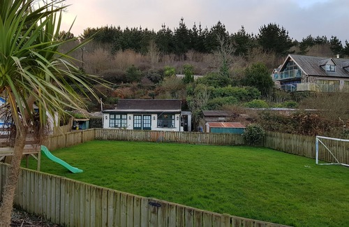Maenporth Ski Chalet | Love Shack by the Beach
